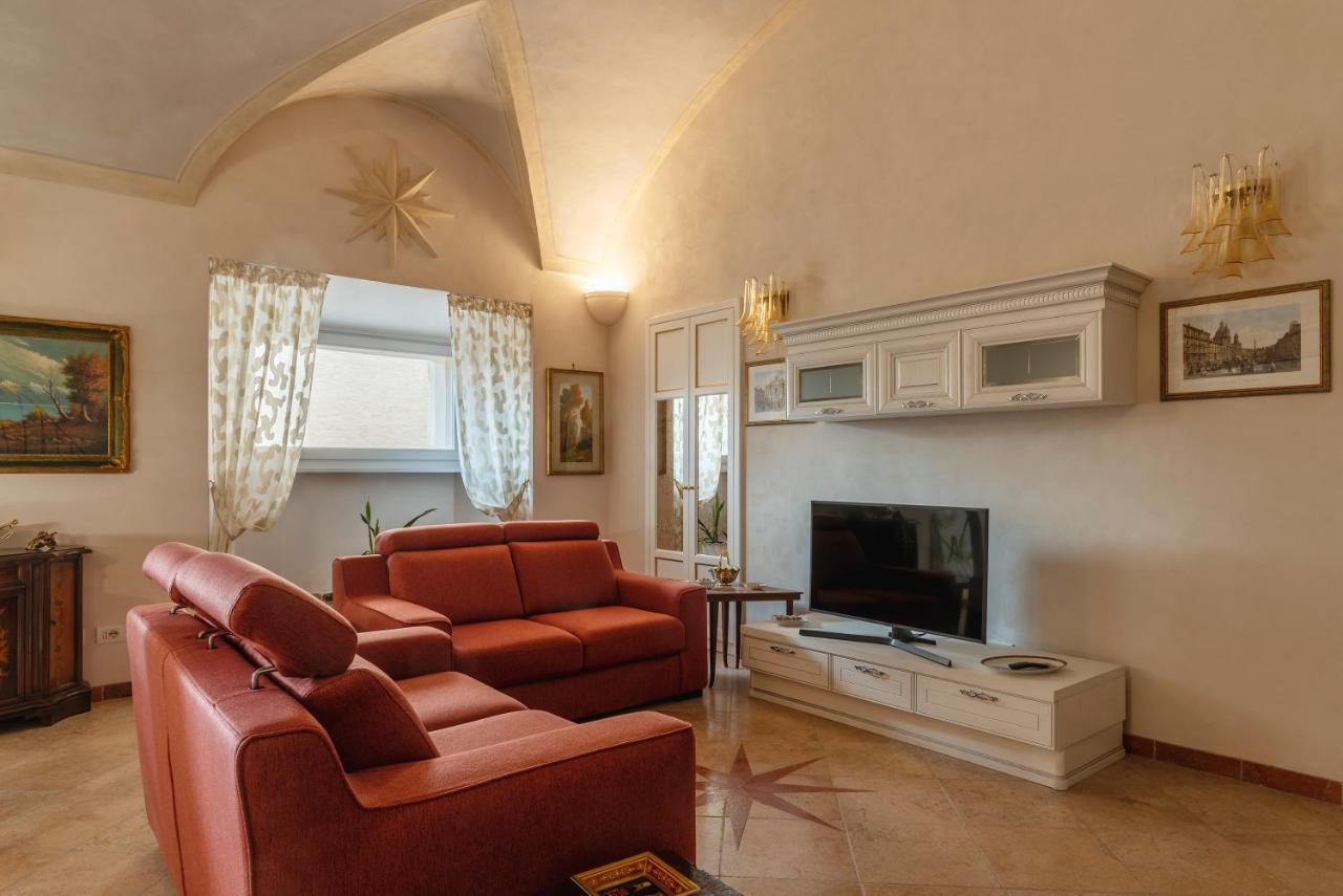 Palazzo Altieri Elegant Apartment Рим Экстерьер фото