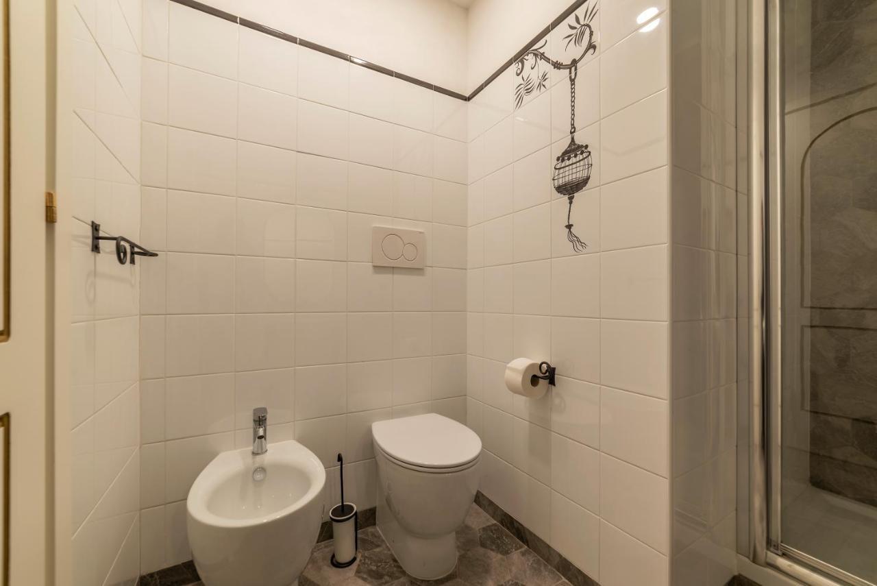 Palazzo Altieri Elegant Apartment Рим Экстерьер фото