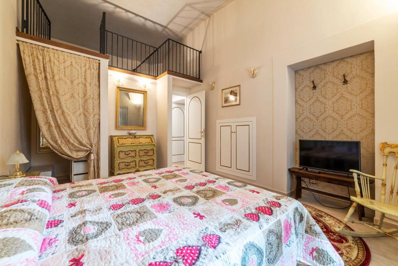 Palazzo Altieri Elegant Apartment Рим Экстерьер фото